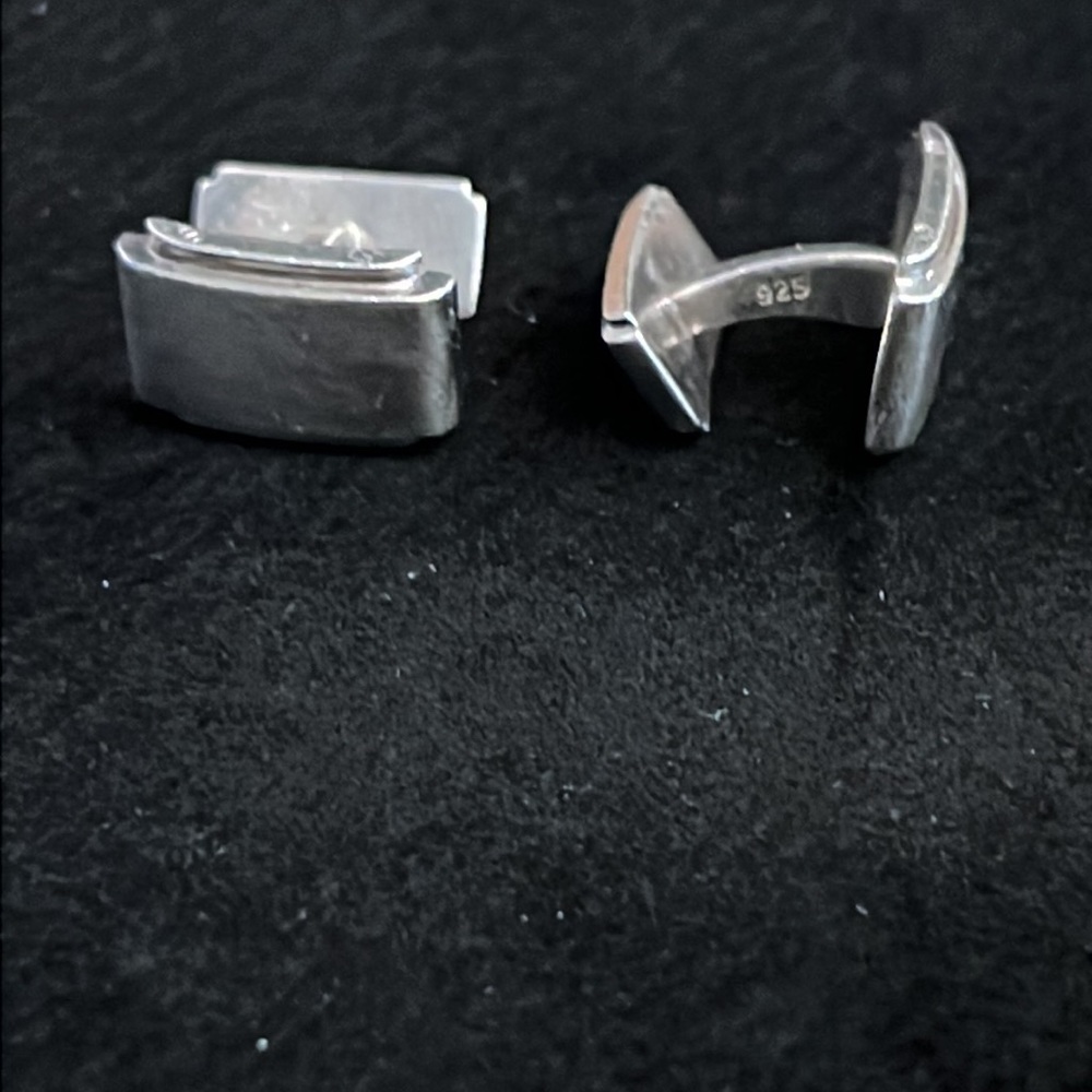Tiffany & Co Men’s Sterling Silver Cufflinks (AUTHENTIC) - Picture 4 of 4